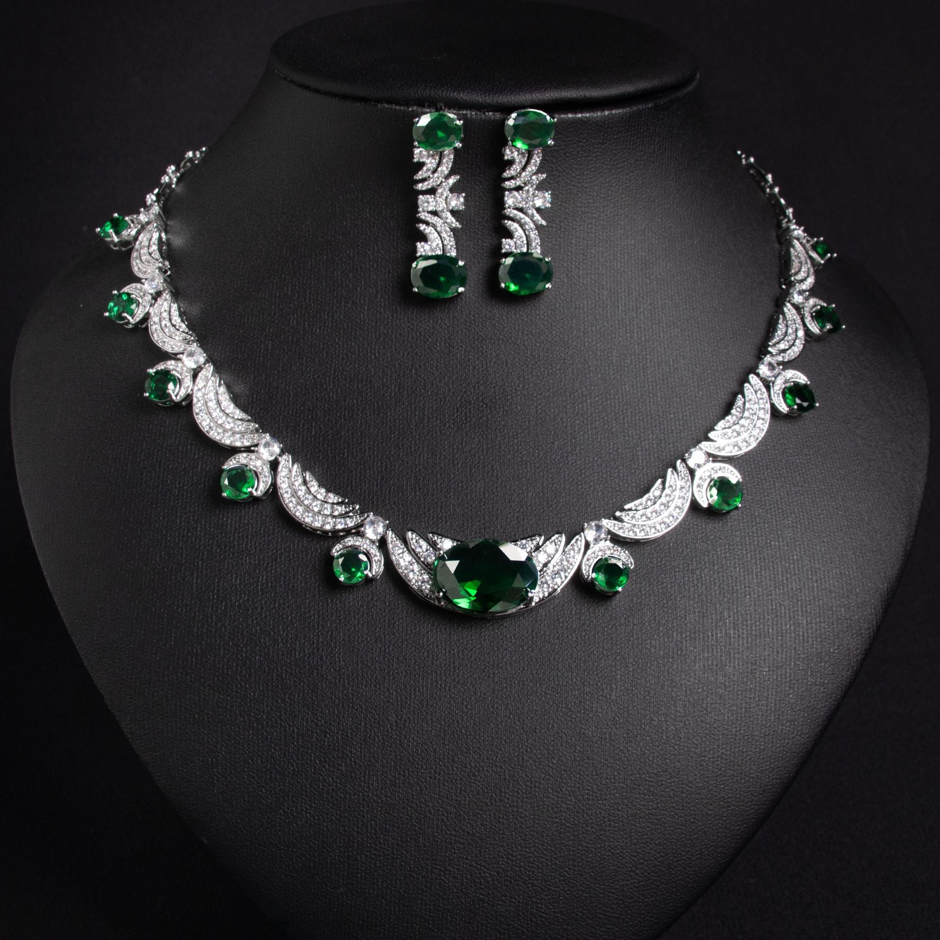 European and American Cross-Border New Zircon Necklace Jewelry for Women High-End Versatile Simple Zircon Necklace and Earring Set