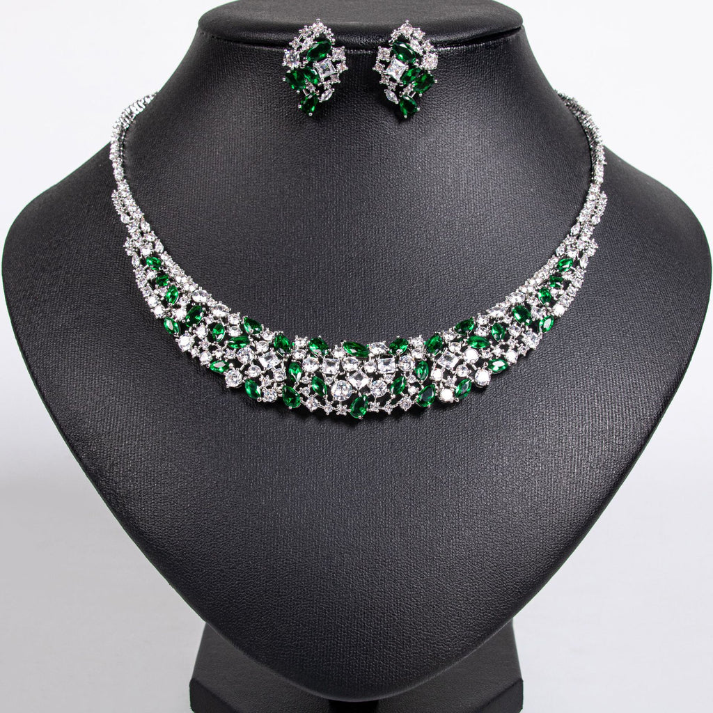 European and American INS Hip-Hop New Luxury Elegant Simple Sparkling High-Grade Zircon Bridal Jewelry Necklace Earring Set