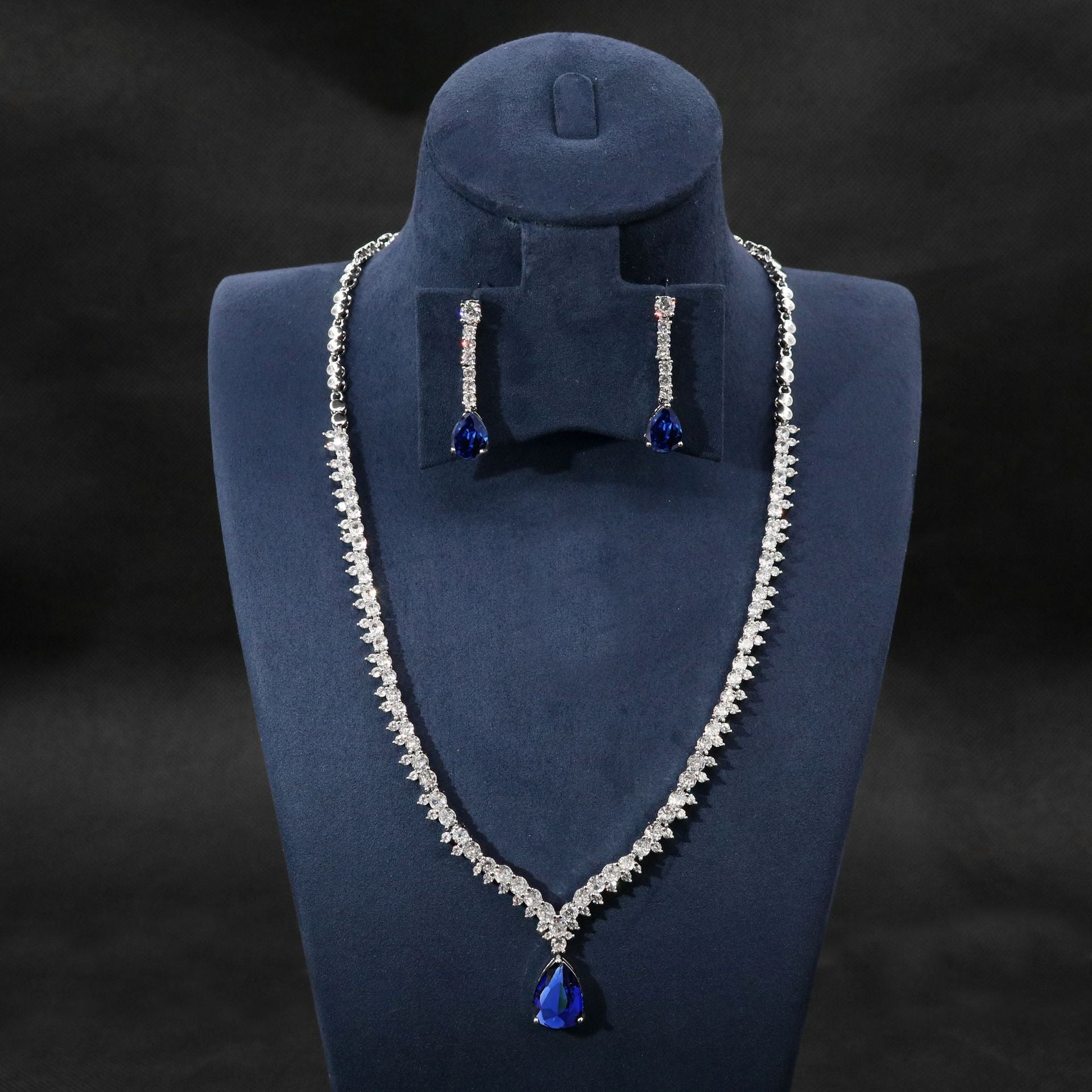 AliExpress Cross-Border Hot-Selling Korean Version 3A Water Drop Pendant Zircon Necklace Earrings Simple Casual Bride Jewelry Set