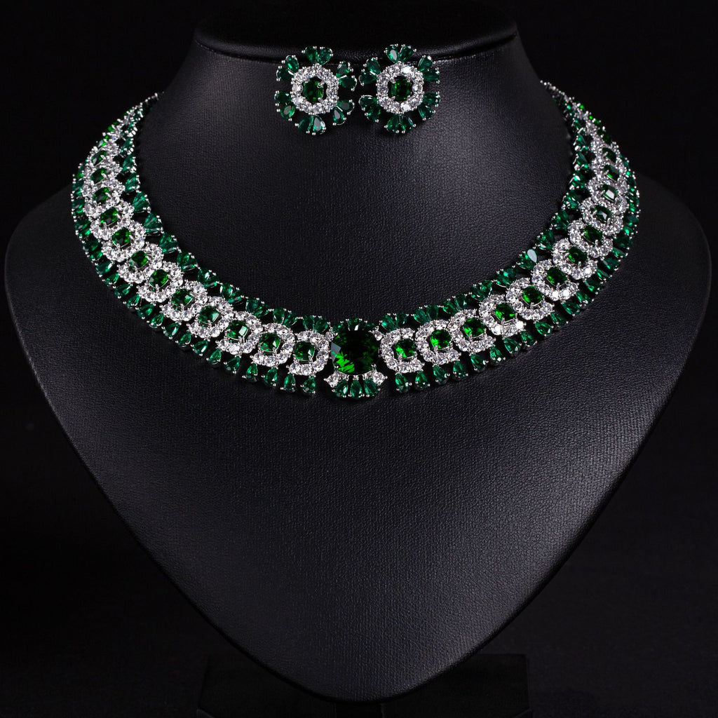 Cross-Border Light Luxury Copper Inlaid Colorful Flower Petal Necklace for Women, Niche Ins Super Shiny Floral Pendant Collarbone Chain