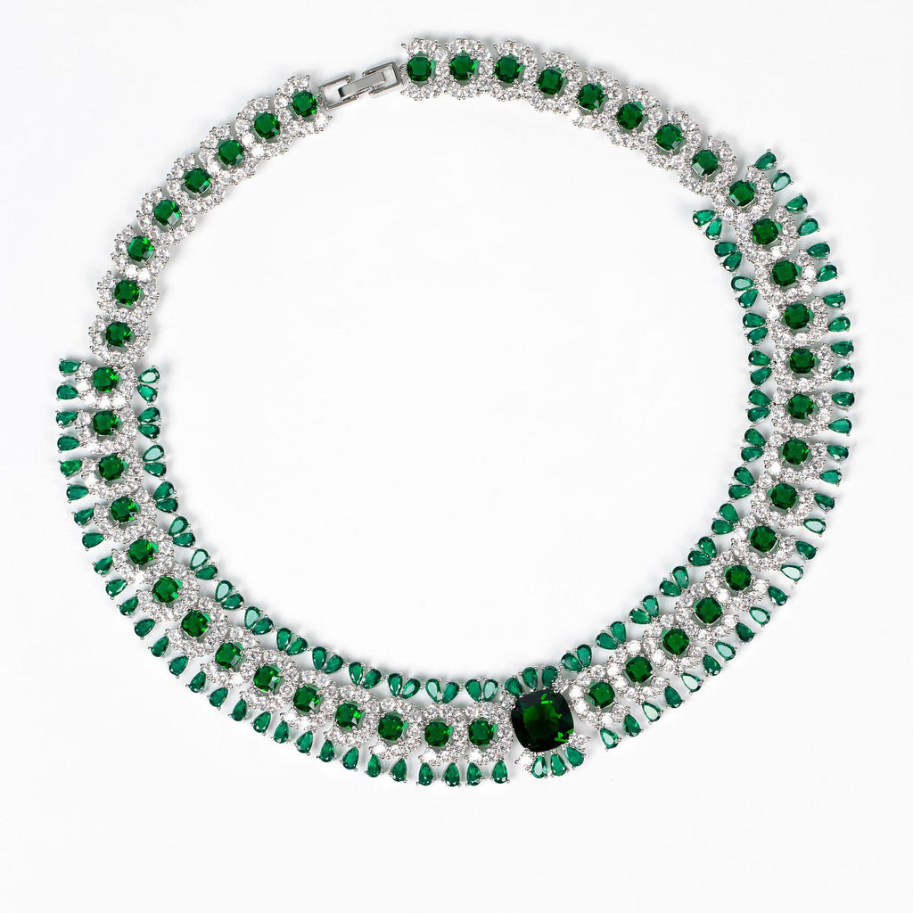 Cross-Border Light Luxury Copper Inlaid Colorful Flower Petal Necklace for Women, Niche Ins Super Shiny Floral Pendant Collarbone Chain