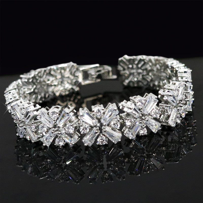 Classic 3A Zircon Water Drop Pendant Necklace Two-Piece Set Clip-On Earrings Without Piercing Bridal Jewelry Set