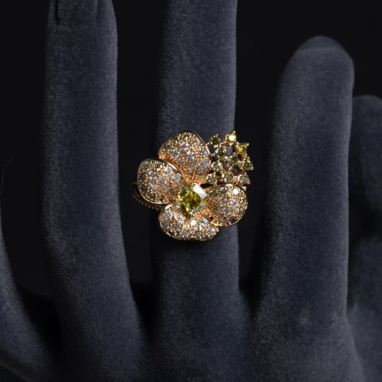 European and American Cross-Border Flower Zircon Necklace and Earring Set High-End Niche Luxury Bridal Dress Accessories Wholesale