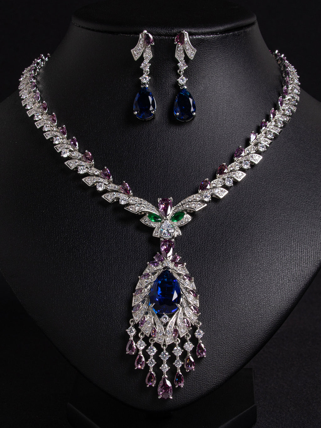 European and American Zircon Water Drop Zircon Necklace Light Luxury High-end Collarbone Chain Niche Fashion Earring Set Accessories Wholesale for Women