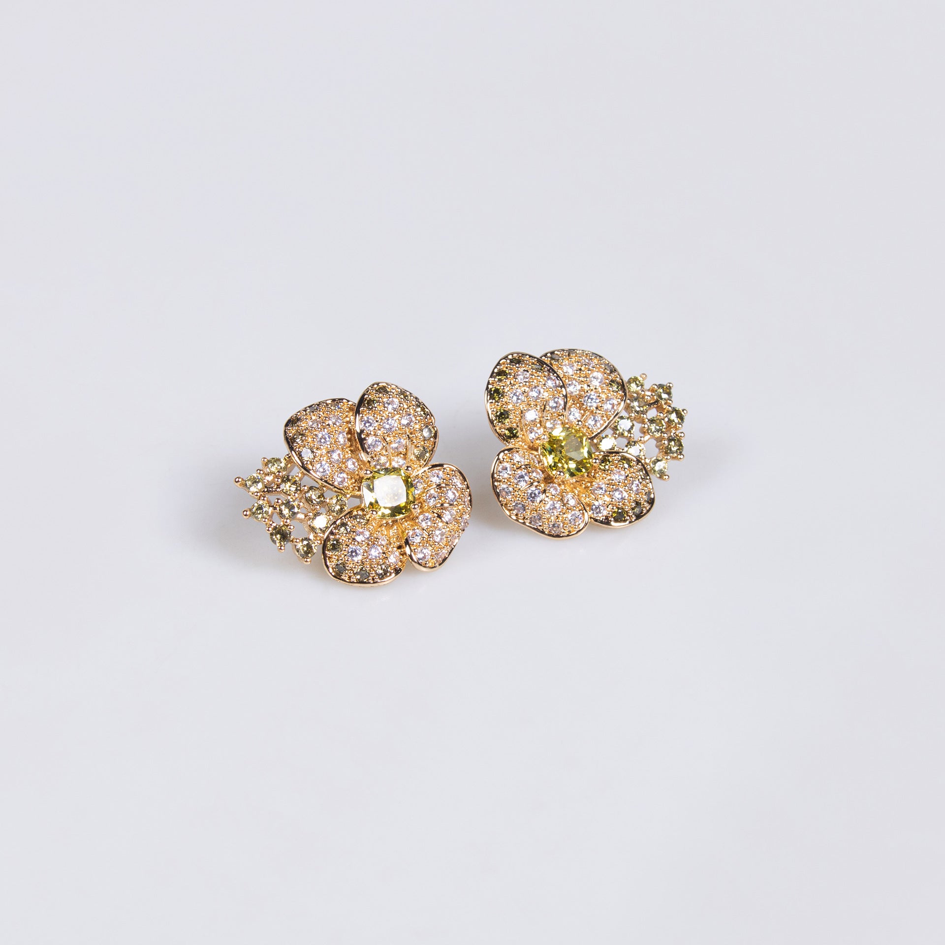 European and American Cross-Border Flower Zircon Necklace and Earring Set High-End Niche Luxury Bridal Dress Accessories Wholesale