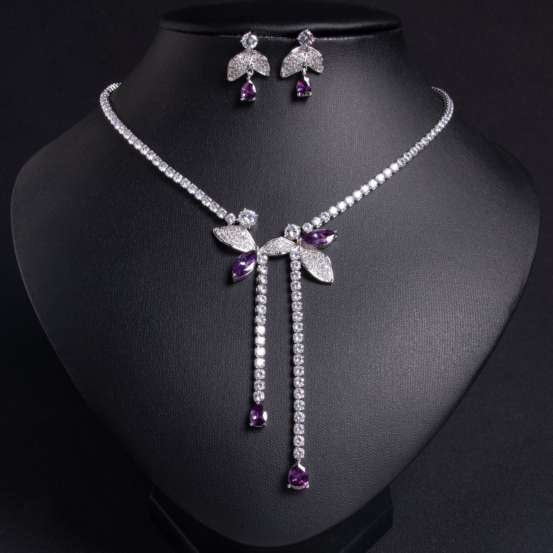 Cross-Border Bride Banquet Casual Zircon Necklace Female Niche Flower Tassel Pendant Zircon Earrings Set Wholesale