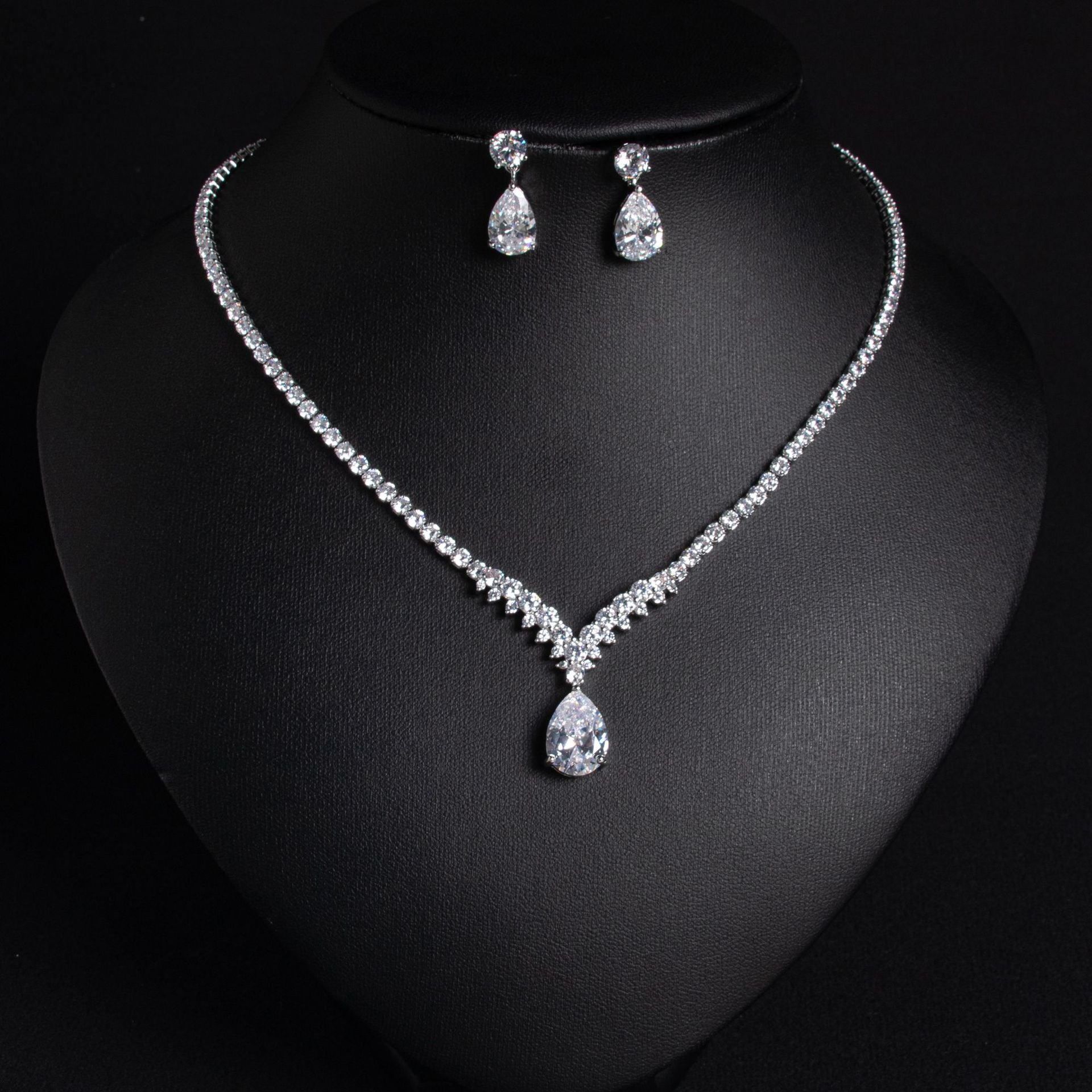 Korean Version Cross-Border Zircon Bridal Necklace Women's Versatile Earring Set Two-Piece Accessories High-Quality Elegant