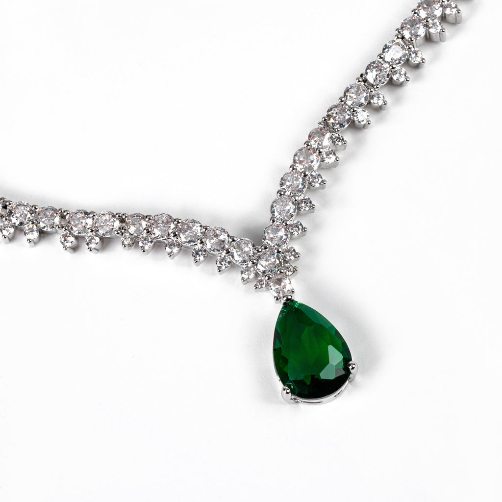 AliExpress Cross-Border Hot-Selling Korean Version 3A Water Drop Pendant Zircon Necklace Earrings Simple Casual Bride Jewelry Set