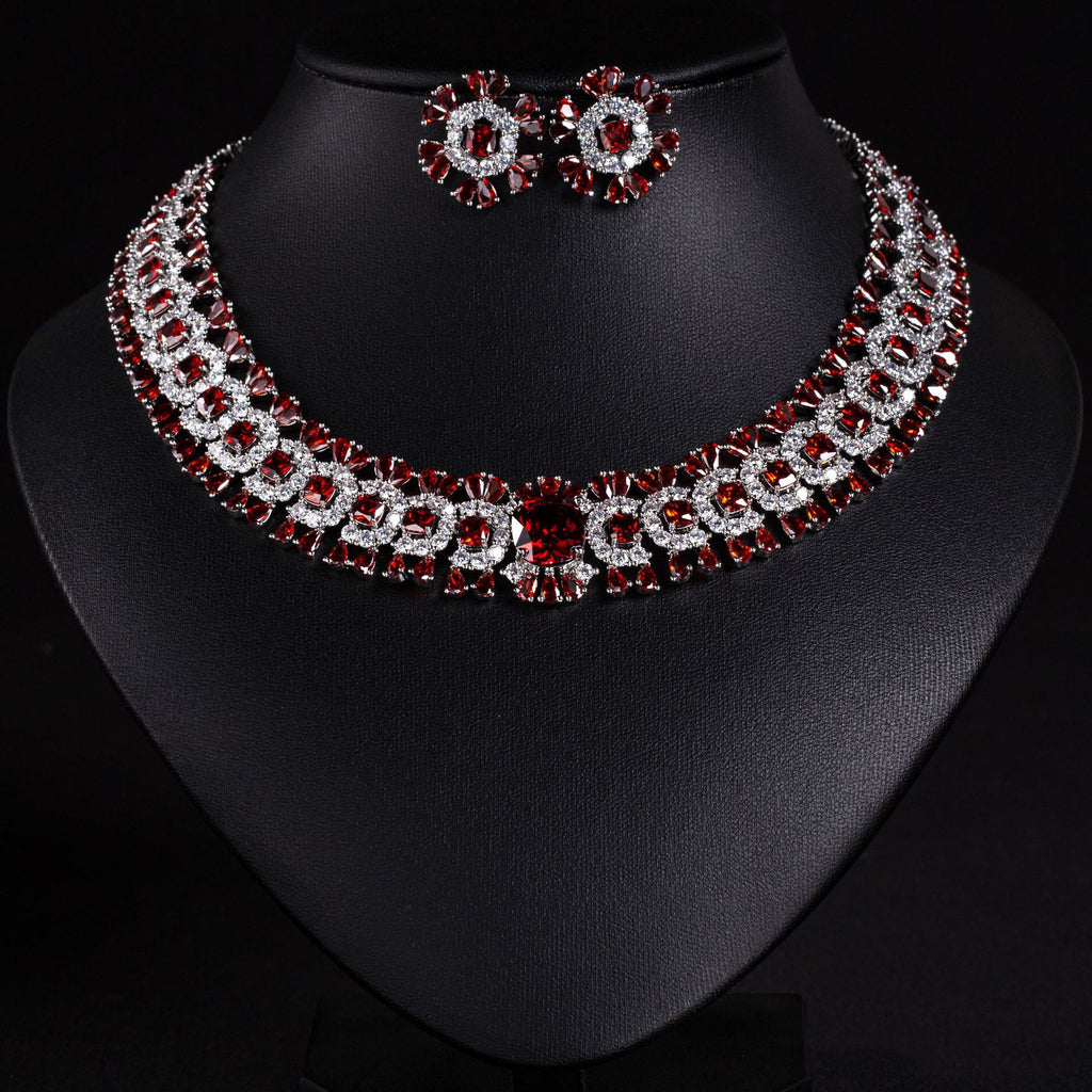 Cross-Border Light Luxury Copper Inlaid Colorful Flower Petal Necklace for Women, Niche Ins Super Shiny Floral Pendant Collarbone Chain