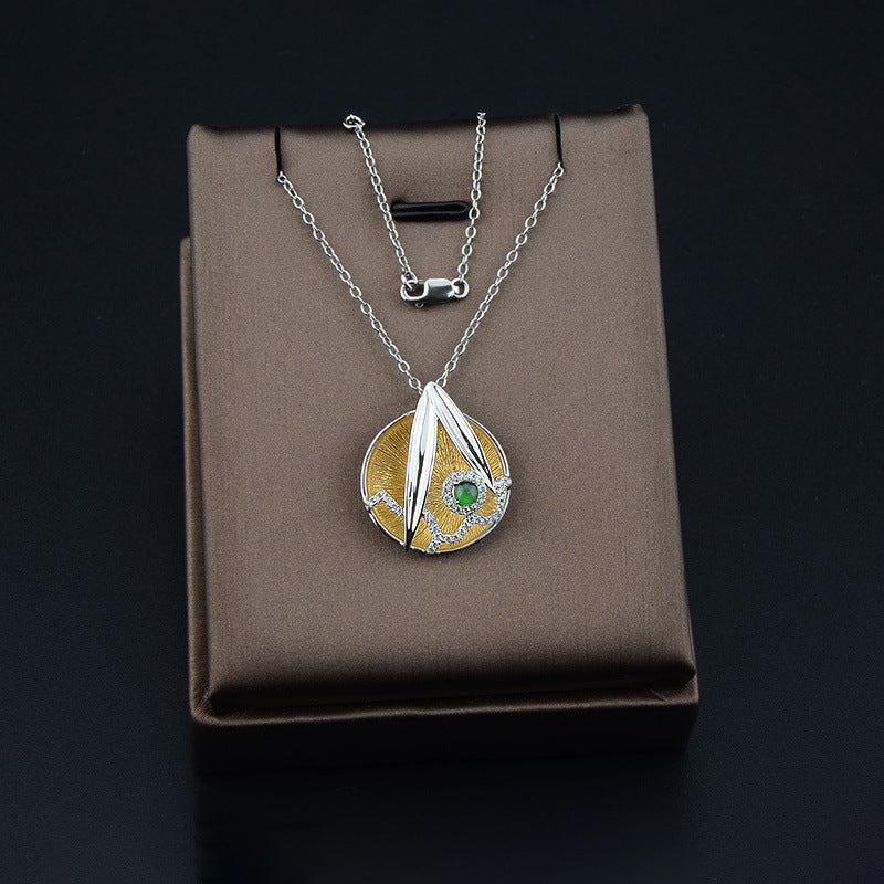 Italian Brushed Craft Vintage Relief 925 Silver Electroplated Silver Pendant Necklace Natural Ice Jade High-end Necklace