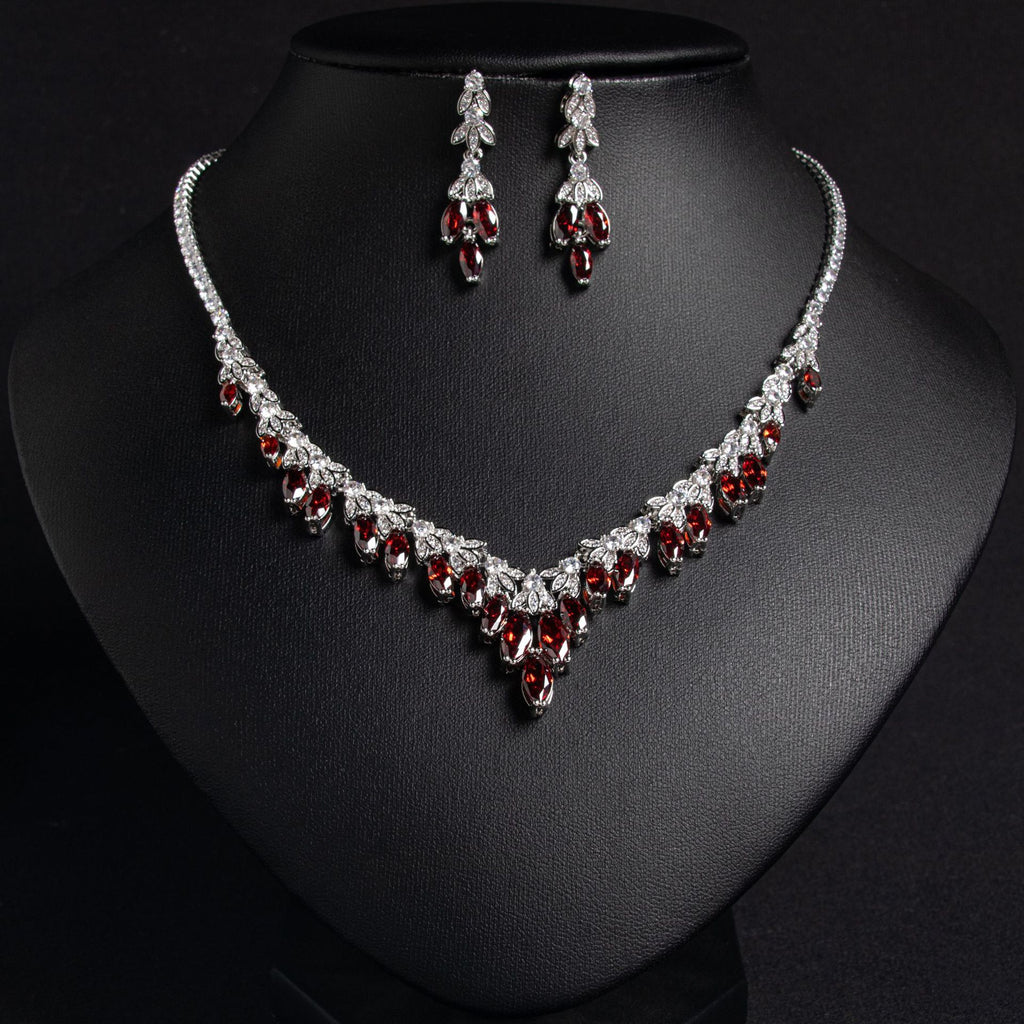 European and American Simple Luxury Bridal Zircon Set Elegant Necklace and Earrings Two-Piece Fashionable Banquet Wedding Accessories