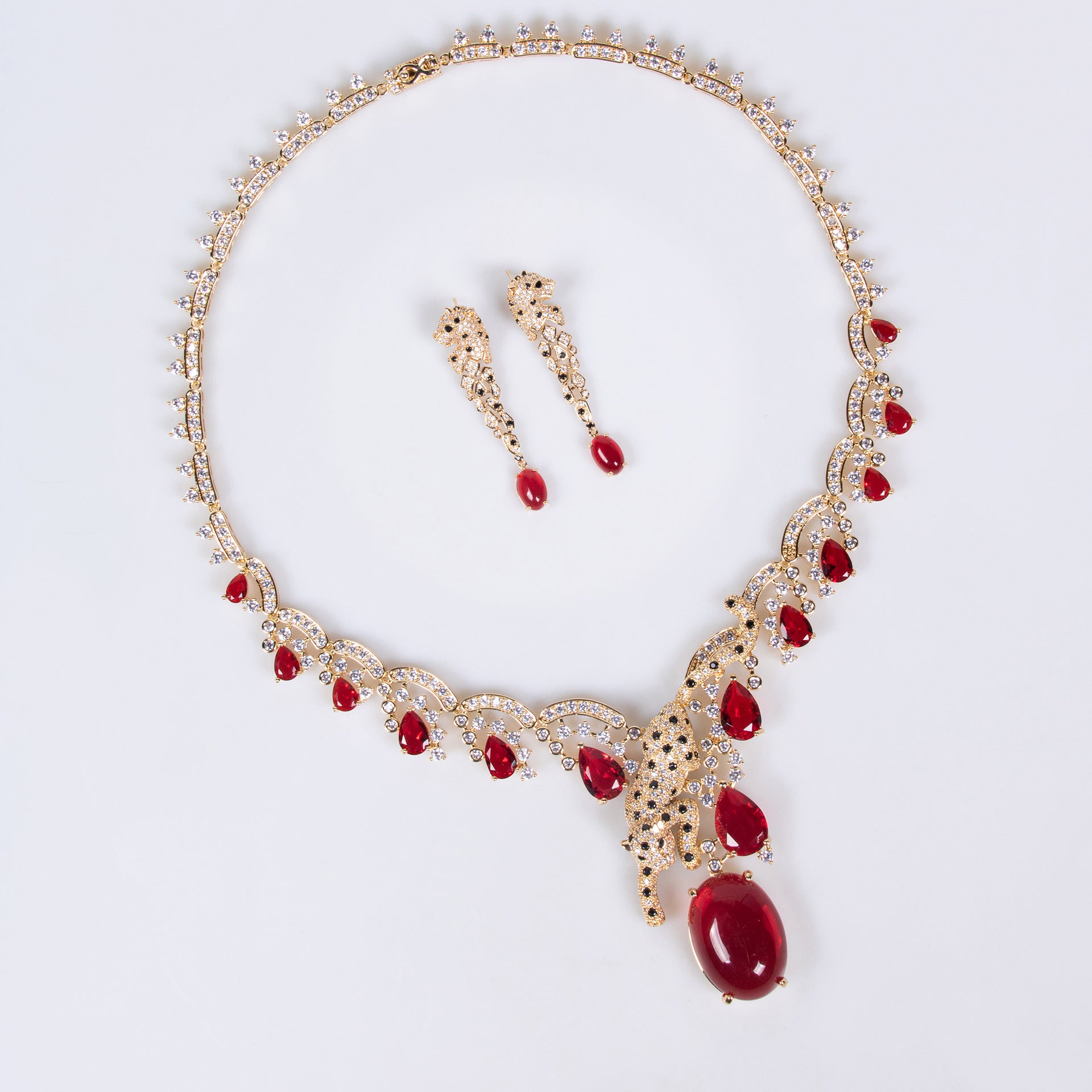 European and American Fashion Exaggerated Leopard Zircon Jewelry Necklace Set Personality Versatile Dress Party Jewelry Necklace