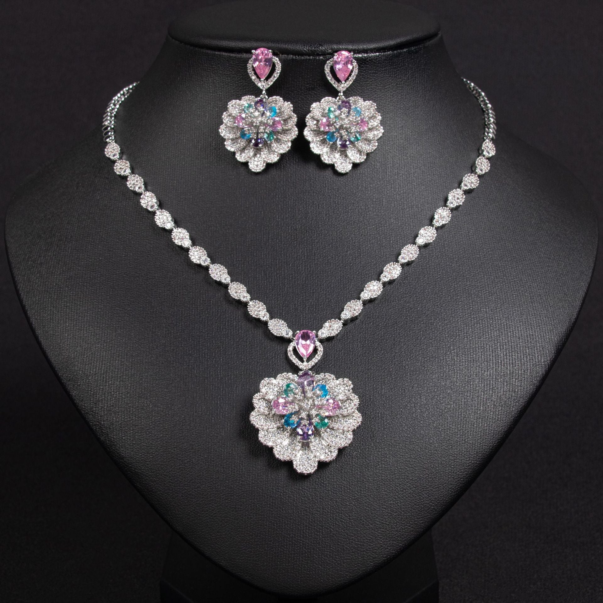 Zircon Flower Wedding Necklace Set Personality Versatile Summer New Bride Accessories Evening Fashion Set Two Pieces