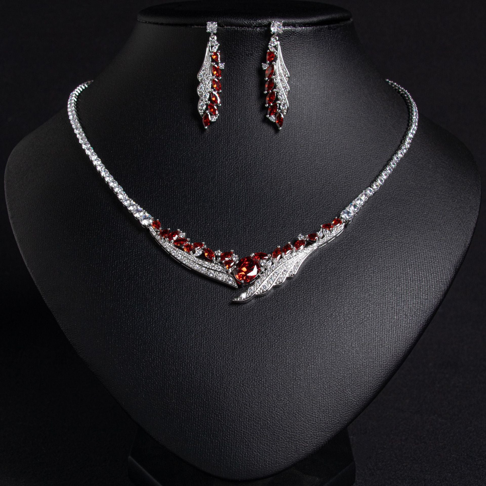 Women's Simple Angel Wings Banquet Zircon Full Diamond Necklace Earrings Pendant Set Bridal Wedding Dress Accessories